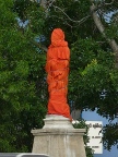 statue.JPG (130 KB)